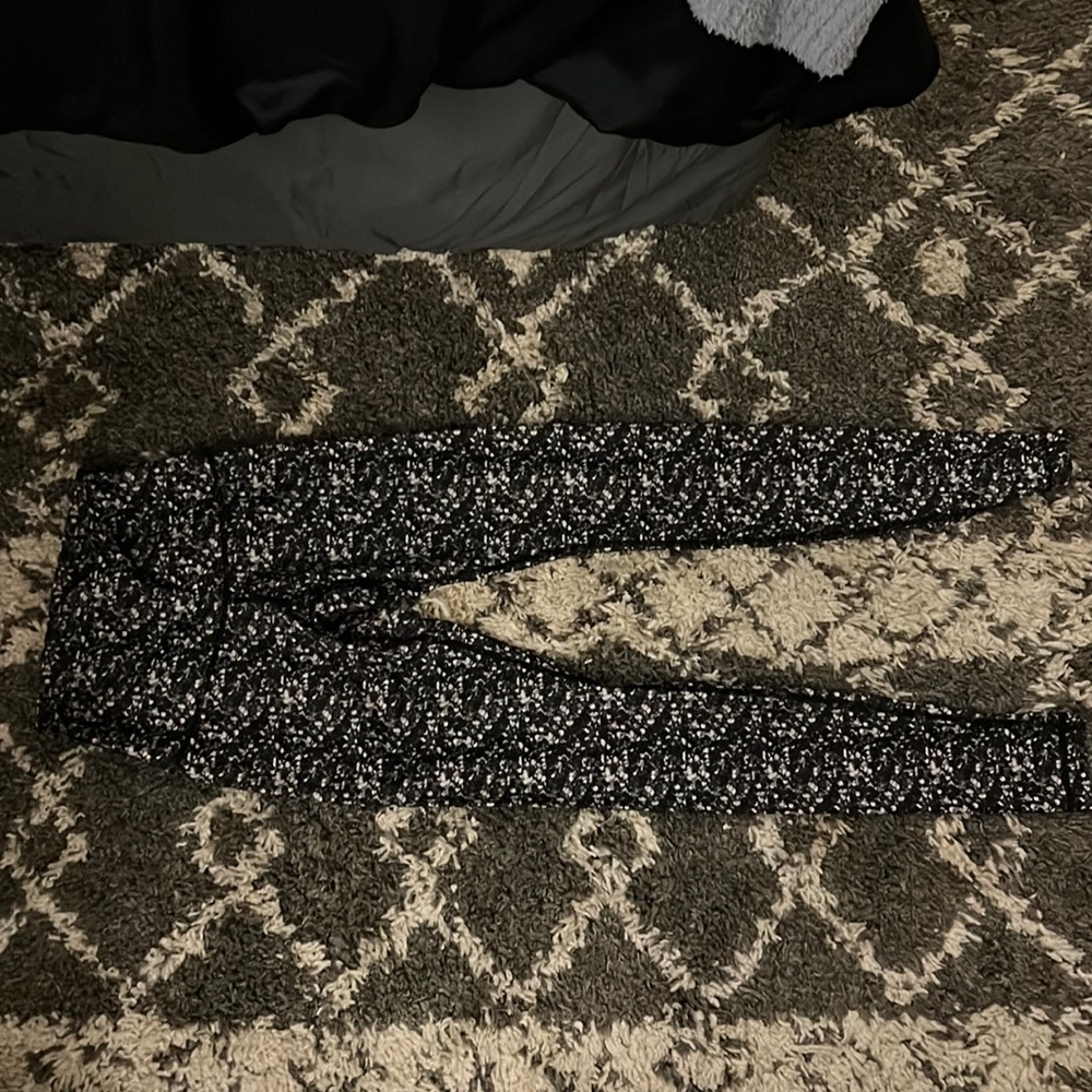 lululemon speckled black and white dotted leggings